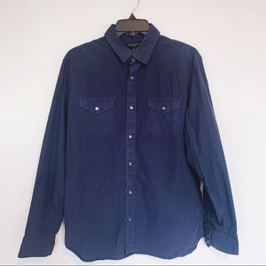 Banana Republic || Button Down